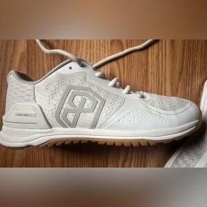 Born Primitive Women’s Savage 1 Training Shoes, White/Gum, Size 9.5